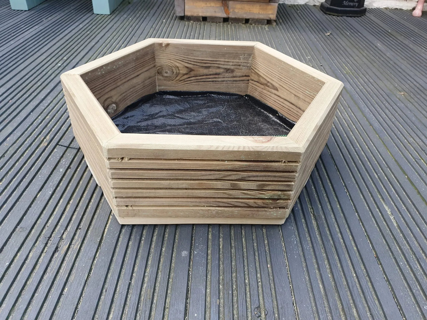 HEXAGON WOODEN GARDEN DECKING PLANTERS PLANTS SHRUBS FLOWERS 3 SIZES AVAILABLE