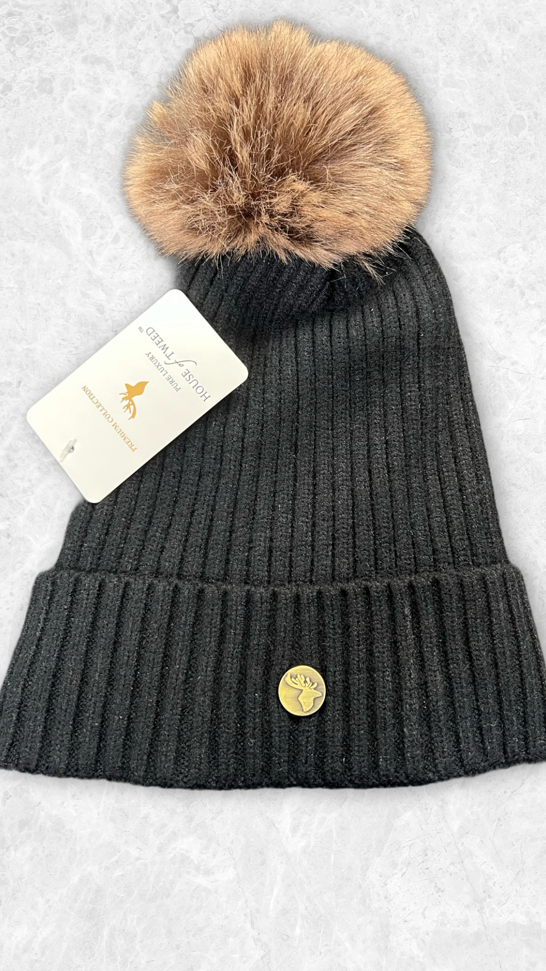 House Of Tweed Luxury Cable/Ribbed Knit Bobble Hat – Premium Collection