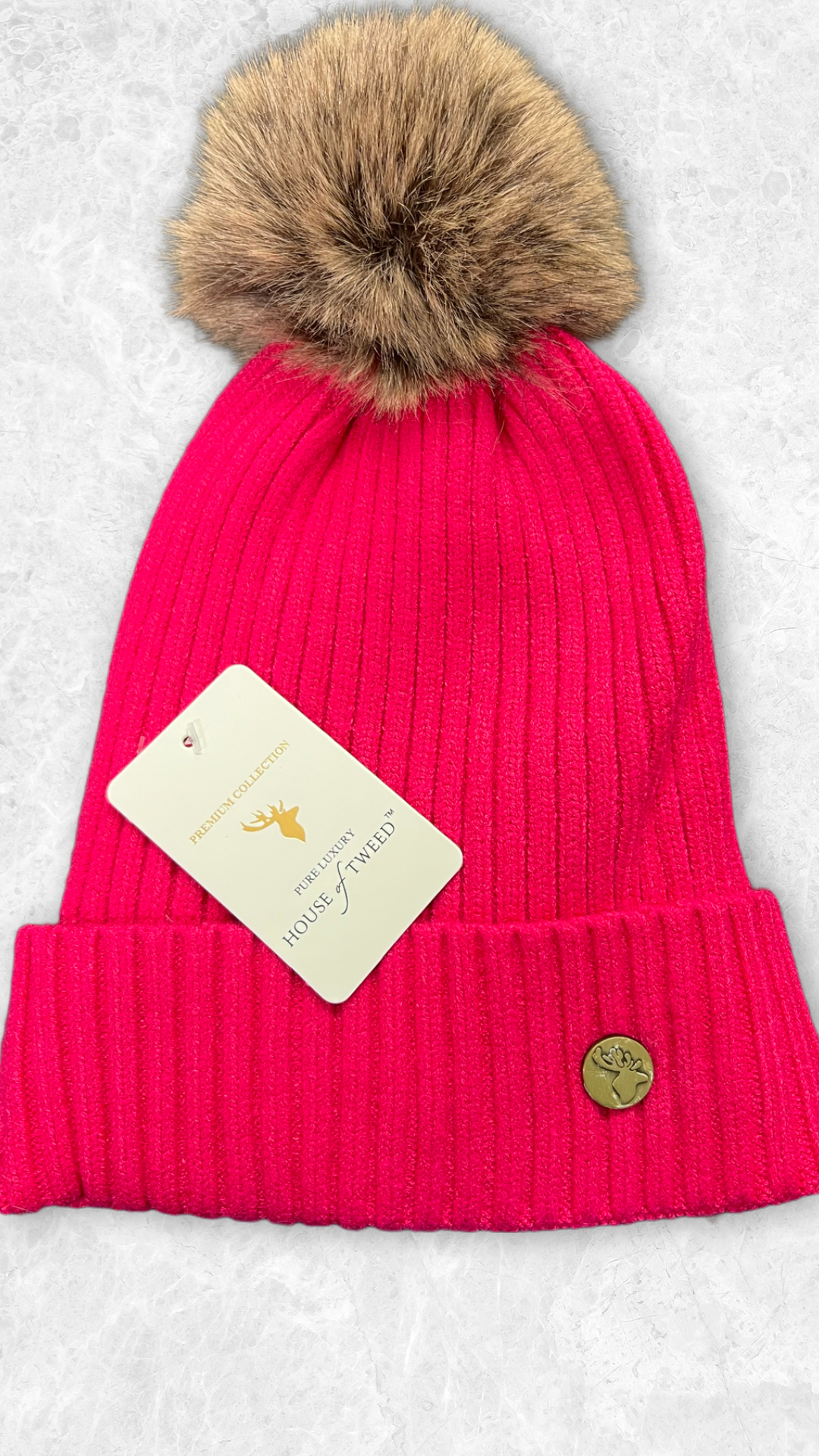 House Of Tweed Luxury Cable/Ribbed Knit Bobble Hat – Premium Collection